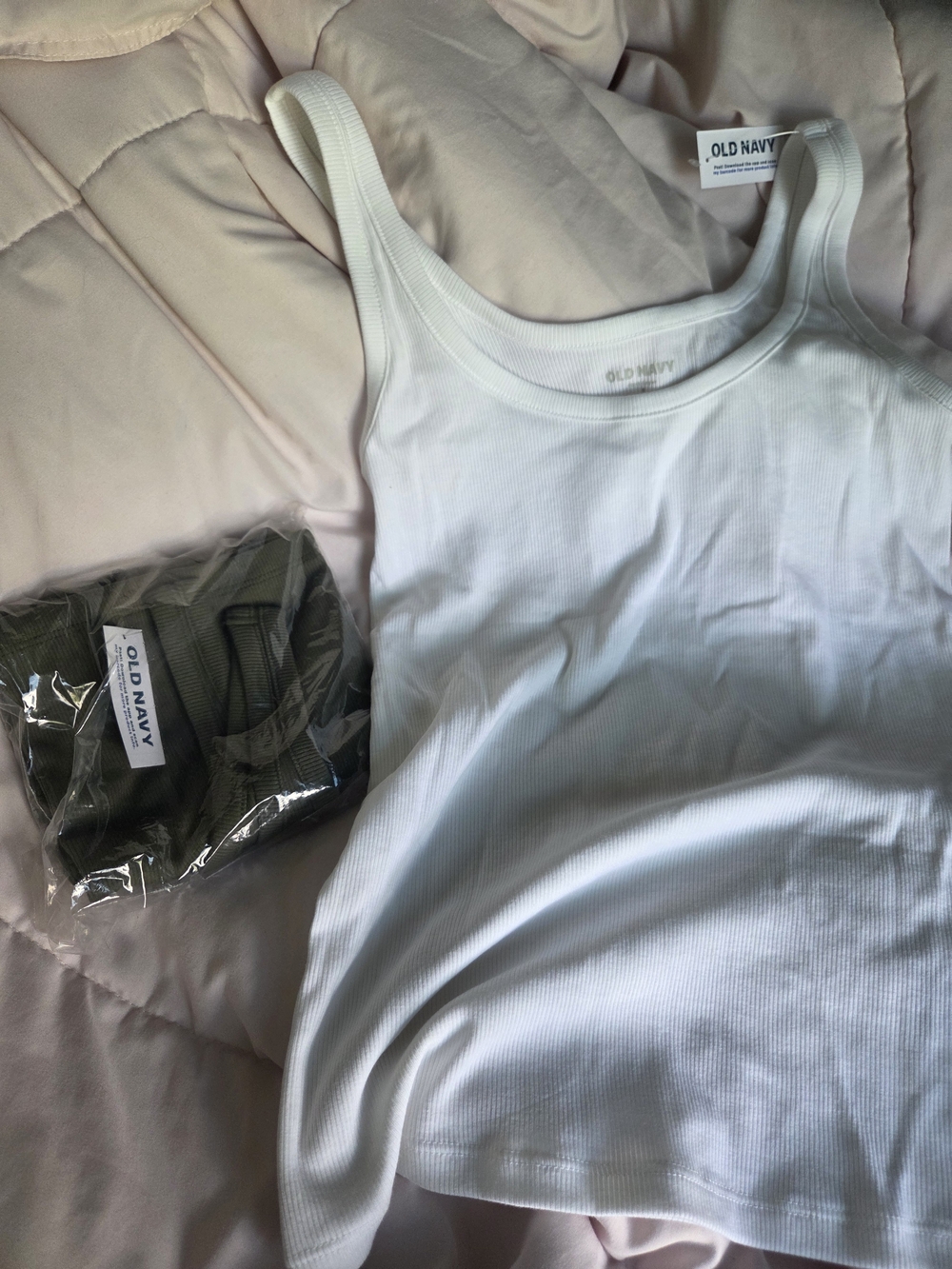Old Navy Ribbed Tank Top Set Of 2
